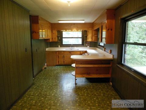 360 Fraser Rd, Sparta, NC 28675 photo 21