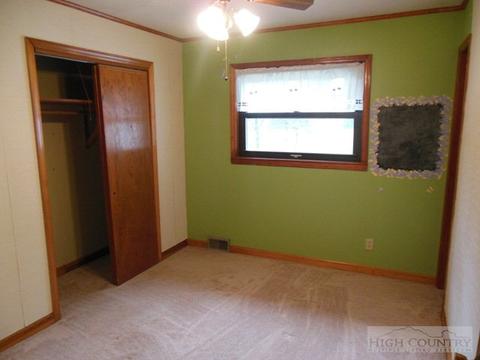 360 Fraser Rd, Sparta, NC 28675 photo 5