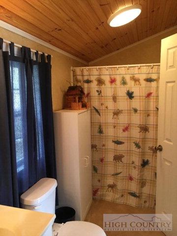 544 Stidhams Rd, Lansing, NC 28643 photo 17
