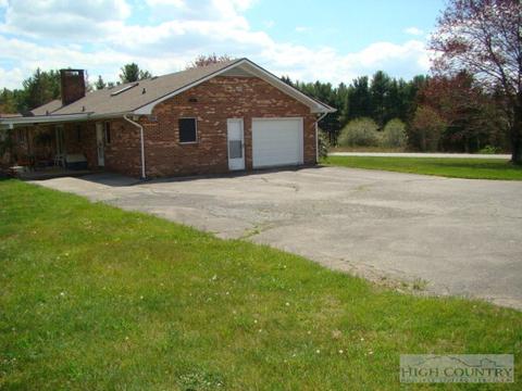 3262 Bamboo Rd, Boone, NC 28607 photo 7