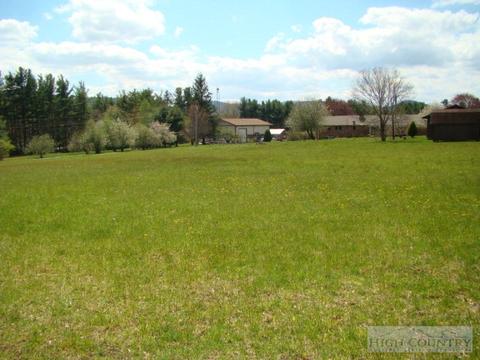 3262 Bamboo Rd, Boone, NC 28607 photo 5