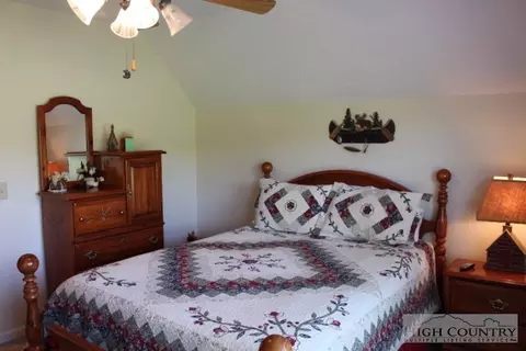 152 Green Meadows Dr, Todd, NC 28684 photo 9