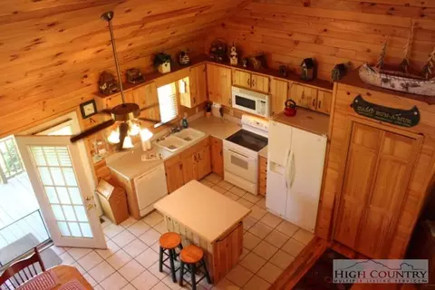 152 Green Meadows Dr, Todd, NC 28684 photo 8