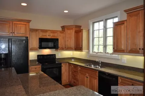 211 Old Bark, Boone, NC 28607 photo 12