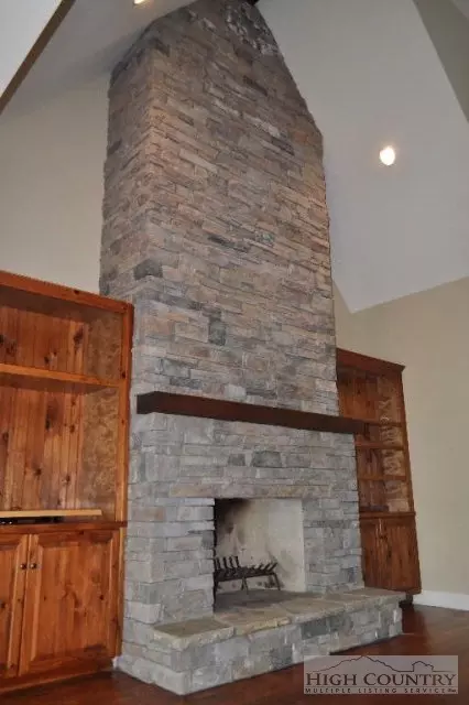 211 Old Bark, Boone, NC 28607 photo 4