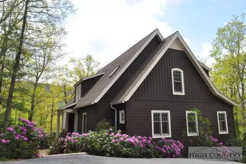 211 Old Bark, Boone, NC 28607 photo 2