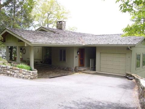 1264 Hickory, Boone, NC 28607 photo 1