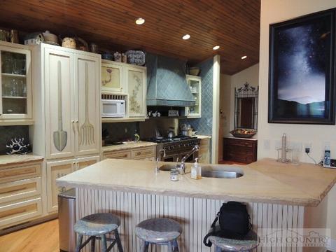 1264 Hickory, Boone, NC 28607 photo 12
