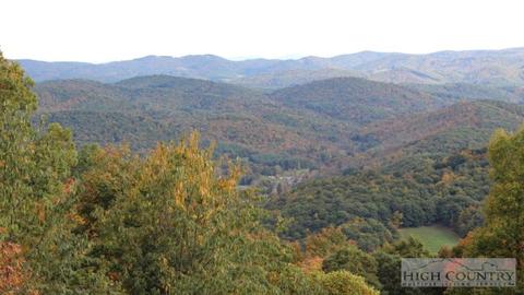 162 Summit Dr, Todd, NC 28684 photo 2