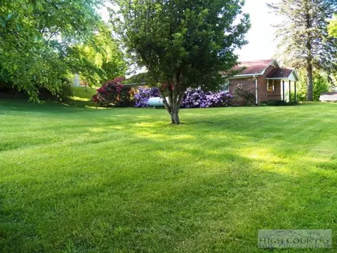 246 Valleyview Dr, Jefferson, NC 28640 photo 7