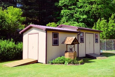 1405 Deep Ford Rd, Lansing, NC 28643 photo 7
