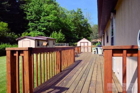 1405 Deep Ford Rd, Lansing, NC 28643 photo 6