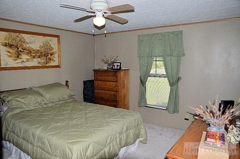 1405 Deep Ford Rd, Lansing, NC 28643 photo 14