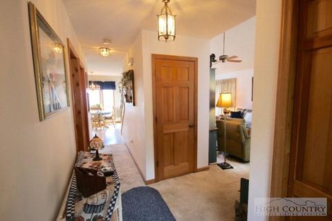 160 Snow Cloud Dr, Seven Devils, NC 28604 photo 3