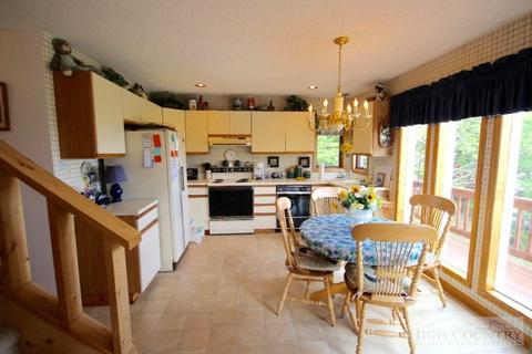 160 Snow Cloud Dr, Seven Devils, NC 28604 photo 8