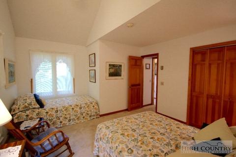 160 Snow Cloud Dr, Seven Devils, NC 28604 photo 22