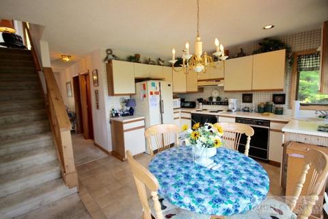 160 Snow Cloud Dr, Seven Devils, NC 28604 photo 11