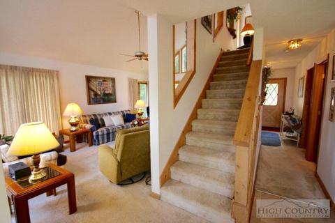 160 Snow Cloud Dr, Seven Devils, NC 28604 photo 12