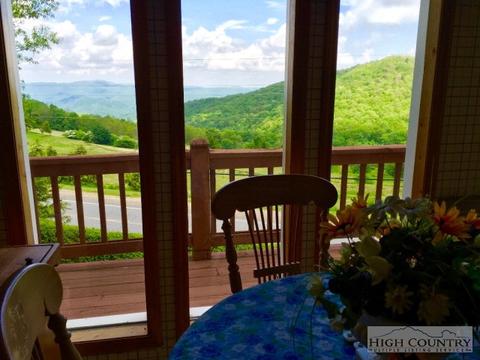 160 Snow Cloud Dr, Seven Devils, NC 28604 photo 9