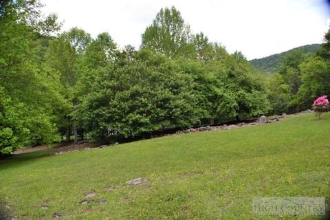4083 Three Top Rd, Todd, NC 28626 photo 3