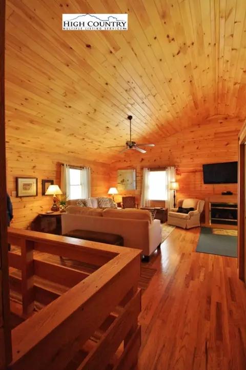621 Calloway, Boone, NC 28607 photo 4