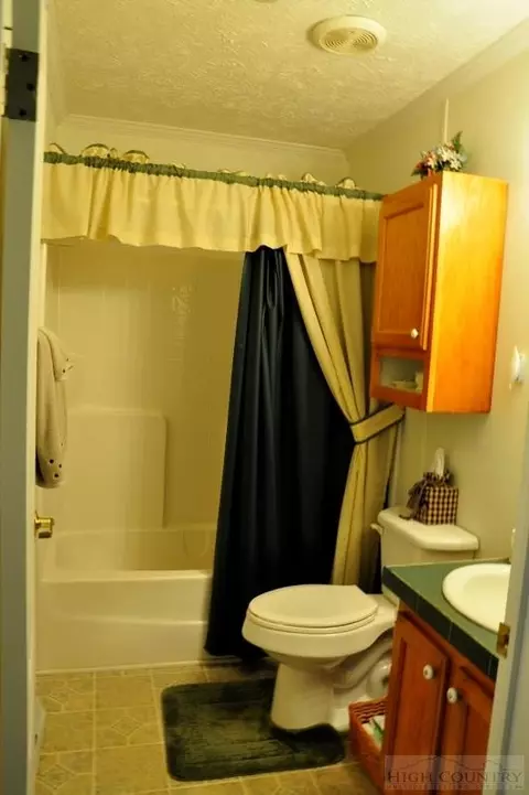 154 Smokey Bear Ln, Deep Gap, NC 28618 photo 25
