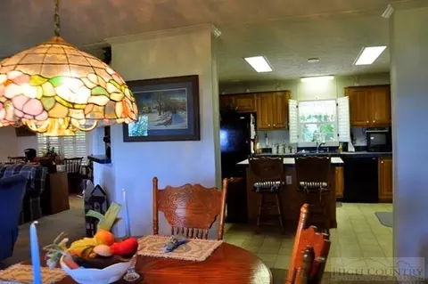154 Smokey Bear Ln, Deep Gap, NC 28618 photo 7