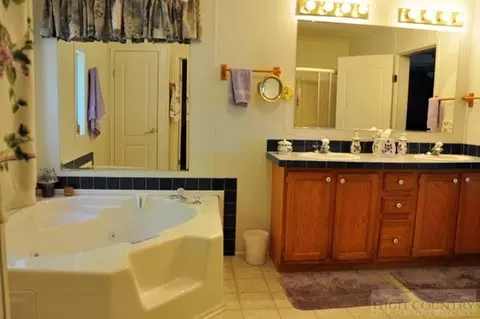 154 Smokey Bear Ln, Deep Gap, NC 28618 photo 21