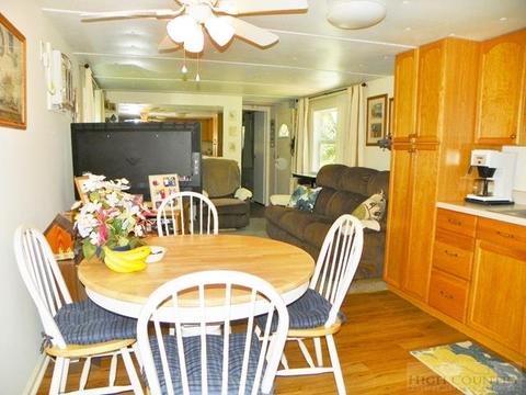 438 Jakes Mountain Rd, Deep Gap, NC 28618 photo 2