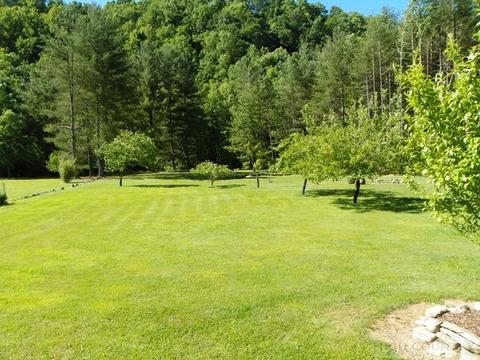 438 Jakes Mountain Rd, Deep Gap, NC 28618 photo 10