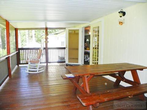 438 Jakes Mountain Rd, Deep Gap, NC 28618 photo 9