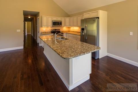 152 Kyles Path, Vilas, NC 28692 photo 8