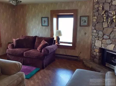 106 Beechtop Rd, Beech Mountain, NC 28604 photo 10