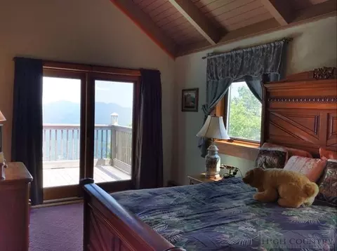 106 Beechtop Rd, Beech Mountain, NC 28604 photo 4
