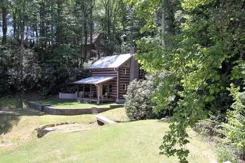 261 Lakeview Dr, Deep Gap, NC 28618 photo 11