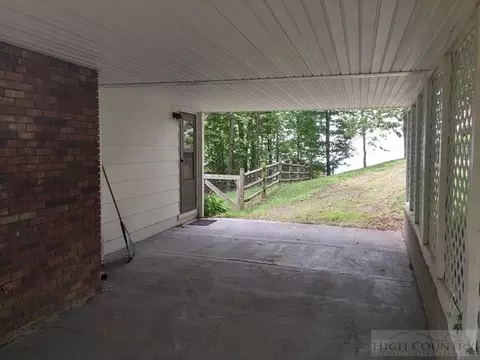 152 Hillside Trl, Deep Gap, NC 28618 photo 14