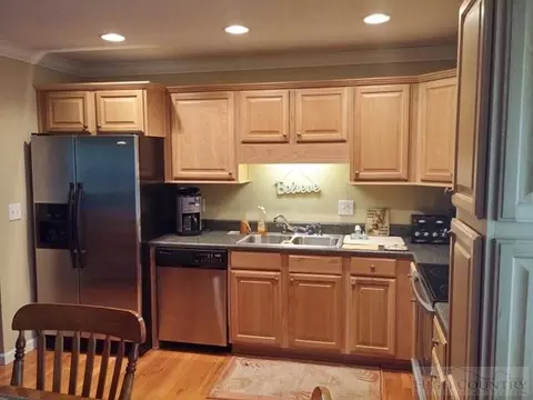 152 Hillside Trl, Deep Gap, NC 28618 photo 20