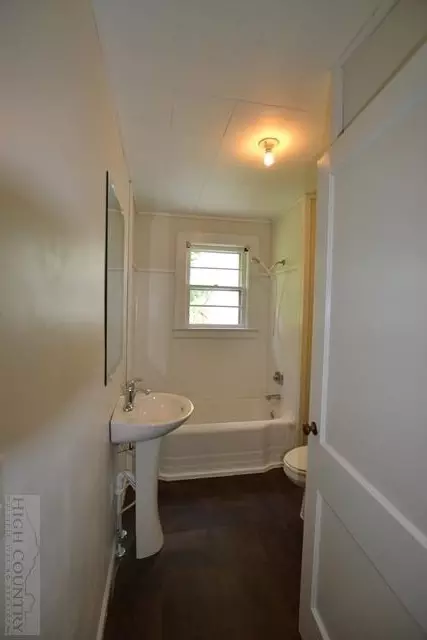 154 A St, Lansing, NC 28643 photo 7