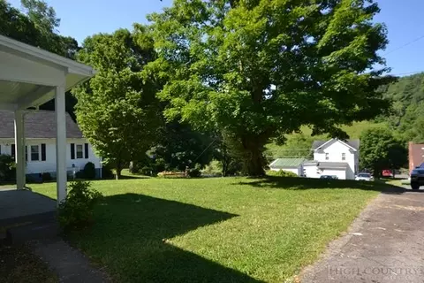 154 A St, Lansing, NC 28643 photo 9