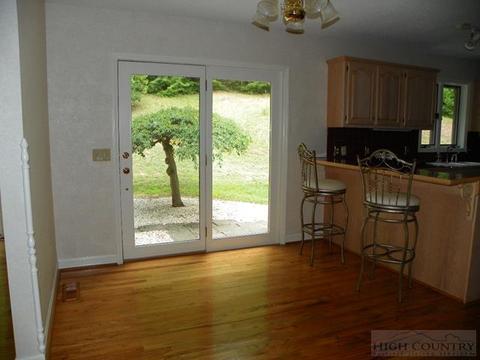 442 Wade Bare Rd, Jefferson, NC 28640 photo 4