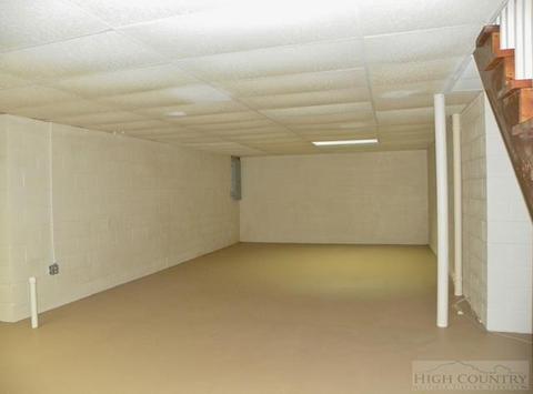 442 Wade Bare Rd, Jefferson, NC 28640 photo 22