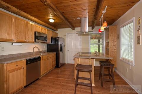 125 Estates Dr, Boone, NC 28607 photo 8