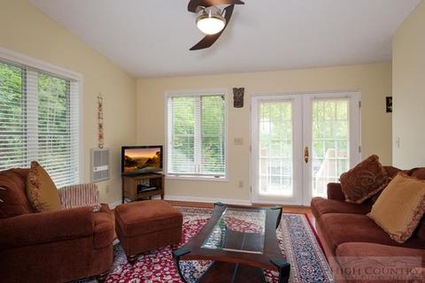 125 Estates Dr, Boone, NC 28607 photo 2