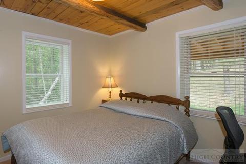 125 Estates Dr, Boone, NC 28607 photo 7