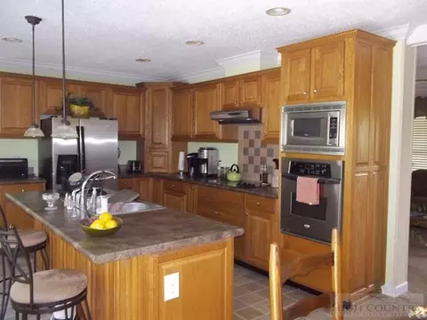 1026 Golf Course Rd, Sparta, NC 28675 photo 6