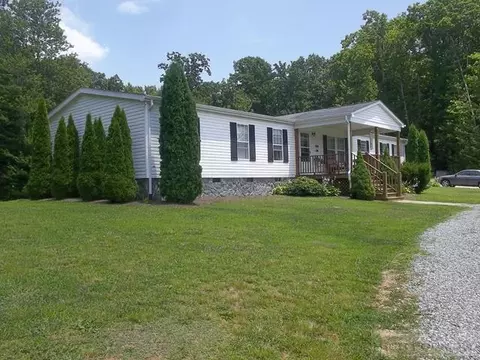 1026 Golf Course Rd, Sparta, NC 28675 photo 1