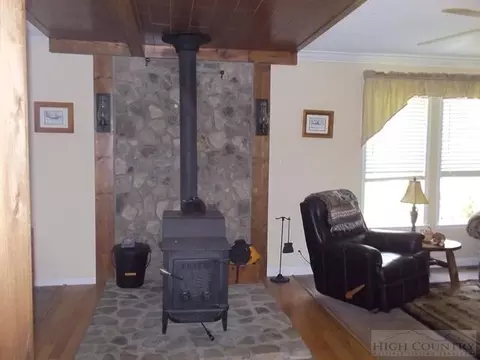 1026 Golf Course Rd, Sparta, NC 28675 photo 12