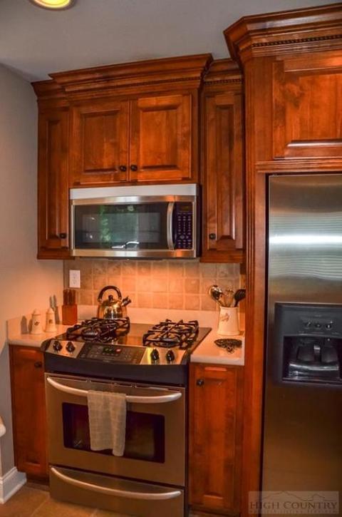 969 Bill Cooper Rd, Crumpler, NC 28617 photo 3