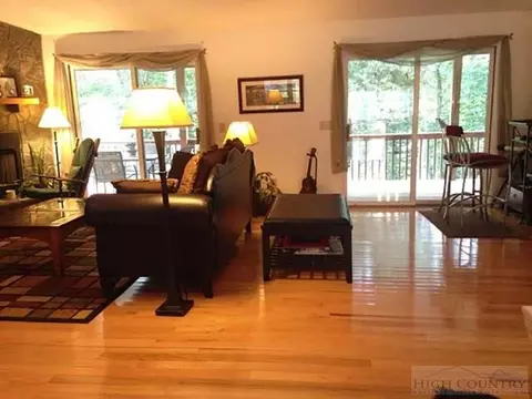 246 Woodwinds Dr, Seven Devils, NC 28604 photo 15