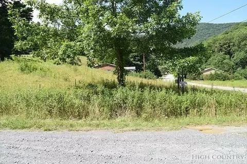 132 Eagles Path, Boone, NC 28607 photo 9